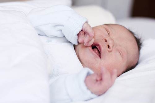Bebeklerde Kasık Fıtığı Nasıl Anlaşılır? Tedavisi Nelerdir?